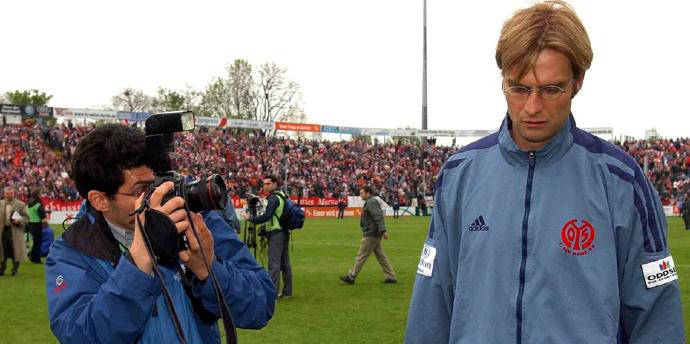 Kaiyun(中国)开云-关于国际足球专家与本土教练深度交流，提升战术水平的信息