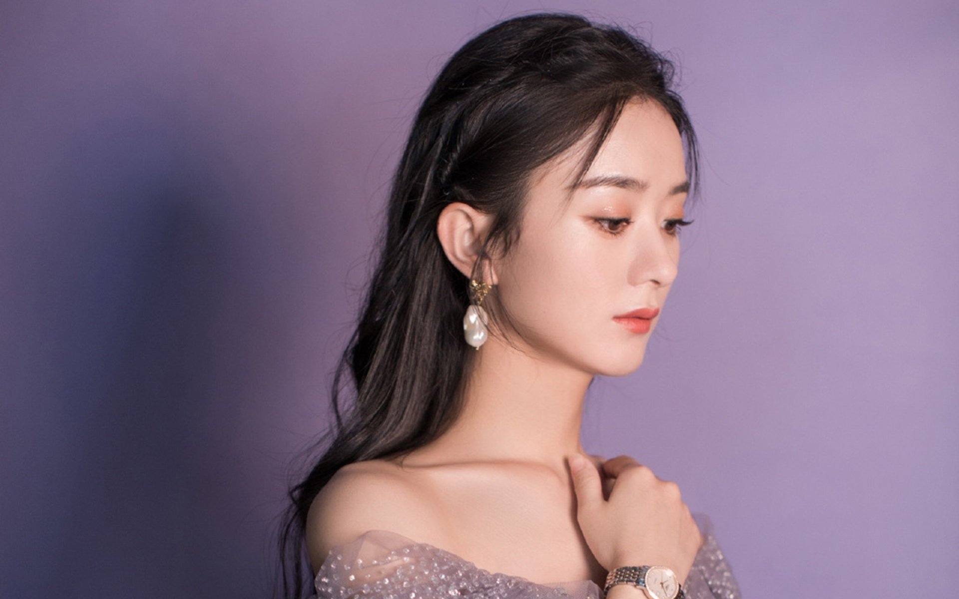 “湖人队逆转险胜,詹姆斯再现高光时刻”,詹姆斯湖人出场视频2020