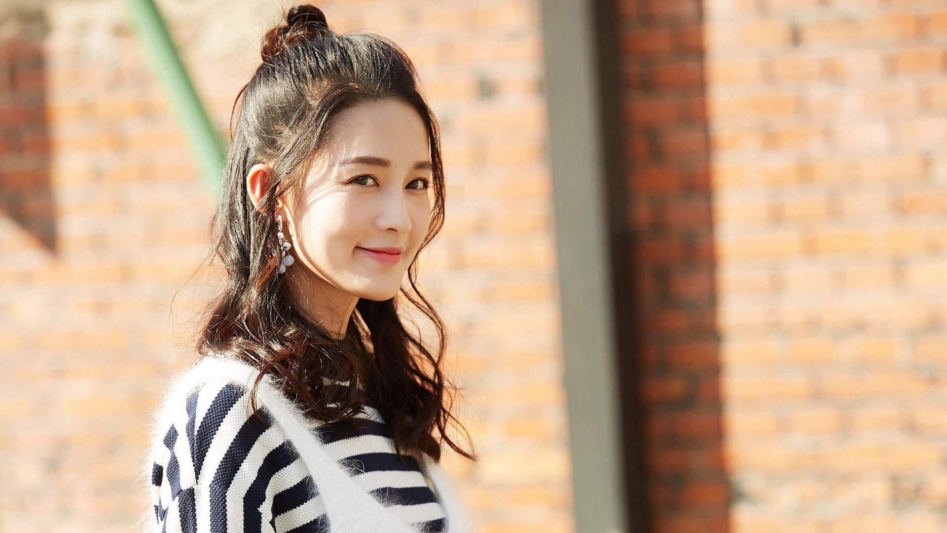 阿根廷马术协会与国际马术组织合作,举办青少年马术交流活动,促进国际理解。