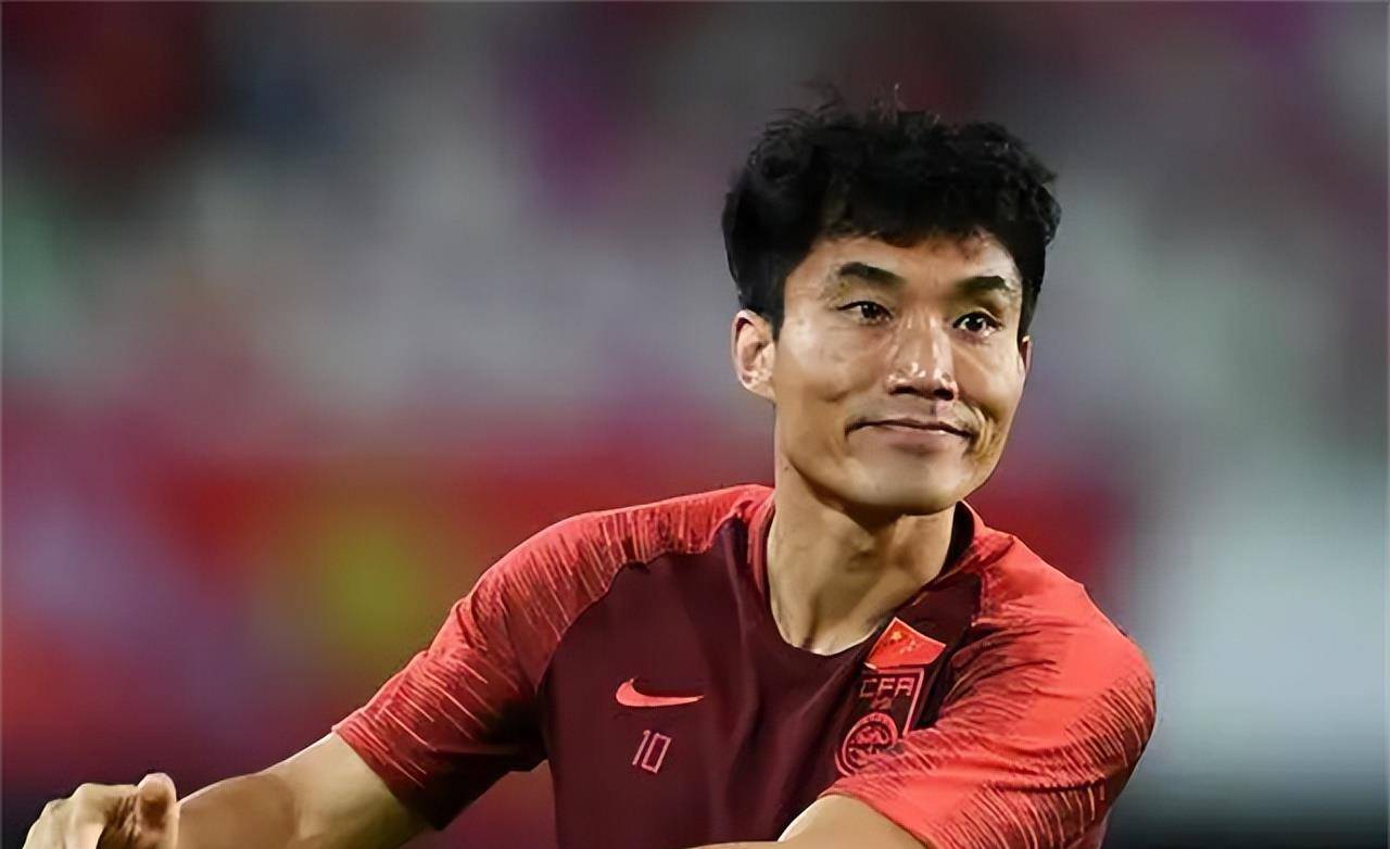 开云体育:郑智：担任俱乐部总经理，负责球队运营管理的简单介绍